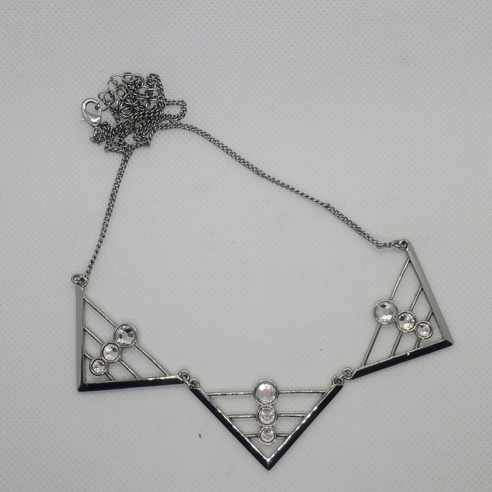 Geometric necklace